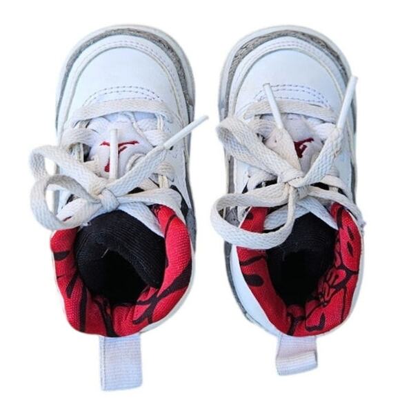 Nike Air Jordan Spizike Sneakers White Grey Black Red Toddler Size 4 - Picture 5 of 9